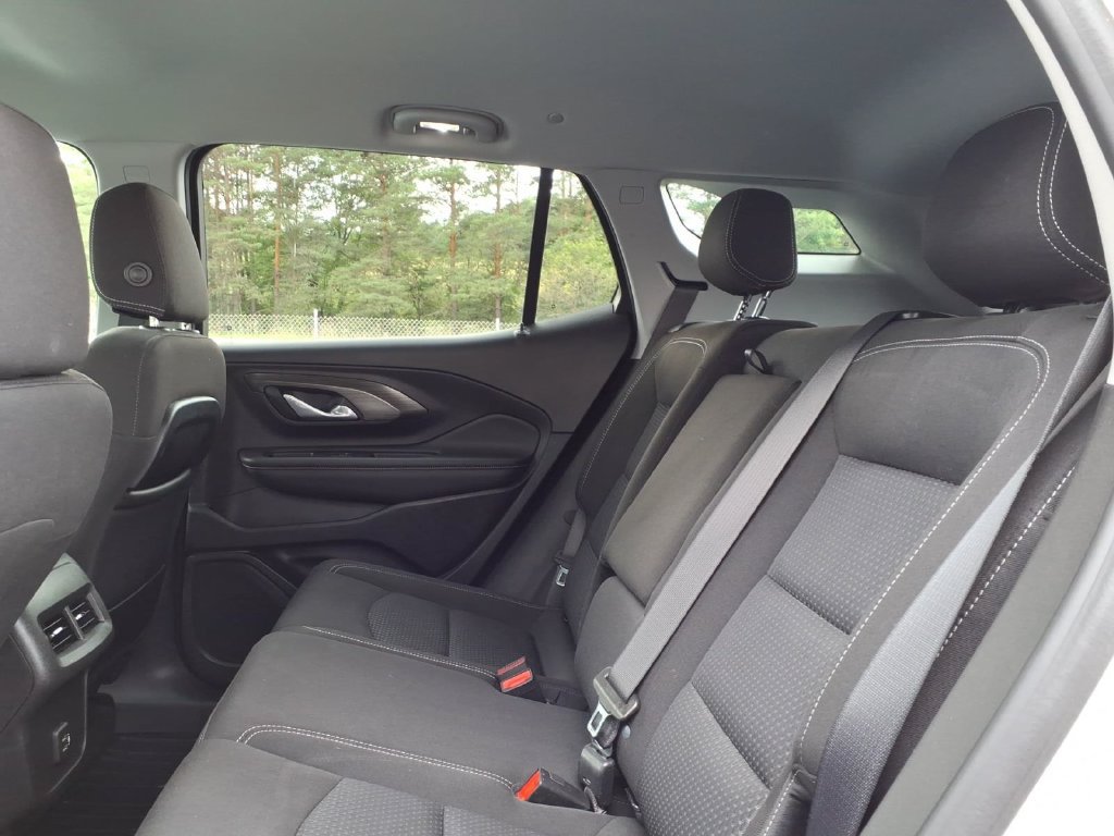 Used 2022 GMC Terrain SLE w/ Driver Convenience Package AWD/4WD image 10