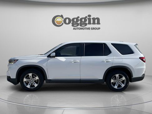 Used 2023 Honda Pilot EX-L image 3