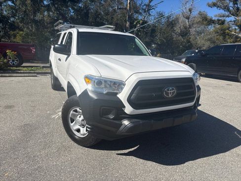 Used 2022 Toyota Tacoma SR image 5