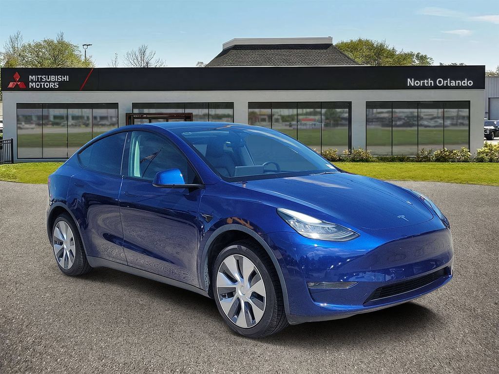 Used 2021 Tesla Model Y 2WD image 4