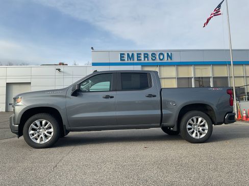 Certified 2020 Chevrolet Silverado 1500 Custom w/ Custom Value Package image 3