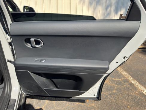 Used 2024 Hyundai Ioniq 5 SEL RWD image 42
