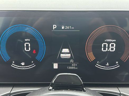 Used 2026 Hyundai Santa Fe SEL image 2