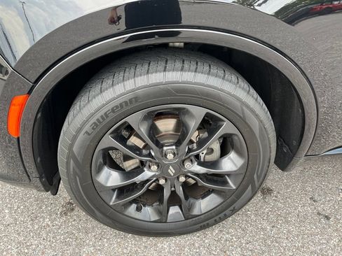 Used 2023 Dodge Durango R/T RWD image 3