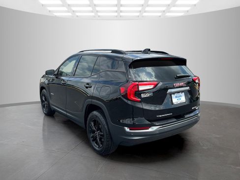 Used 2022 GMC Terrain AT4 w/ Infotainment Package II image 6