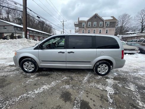 Used 2008 Dodge Grand Caravan SE w/ Entertainment Group 1 image 8