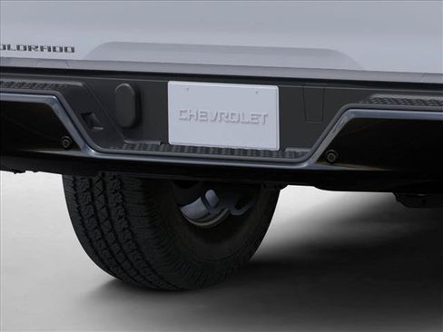 Used 2026 Chevrolet Colorado W/T RWD image 14