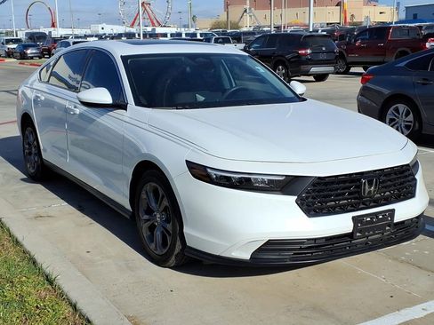 Used 2024 Honda Accord EX image 1