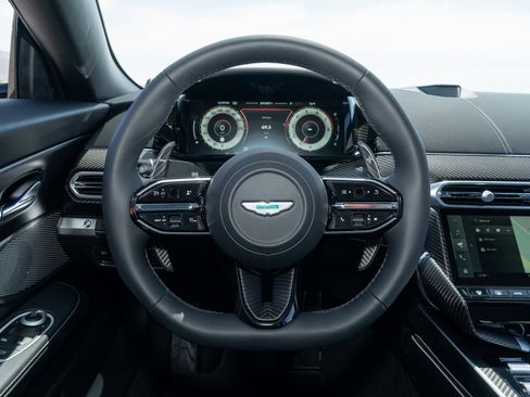 Used 2026 Aston Martin Vanquish image 20