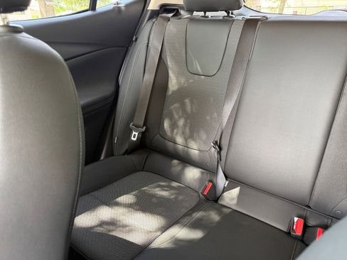 Used 2025 Buick Encore GX Preferred FWD image 39