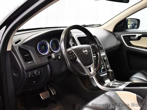 Used 2012 Volvo XC60 T6 R-Design image 5