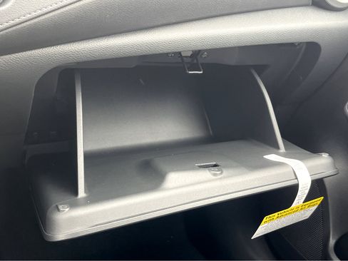 Used 2024 Nissan Versa S w/ Trunk Package image 29