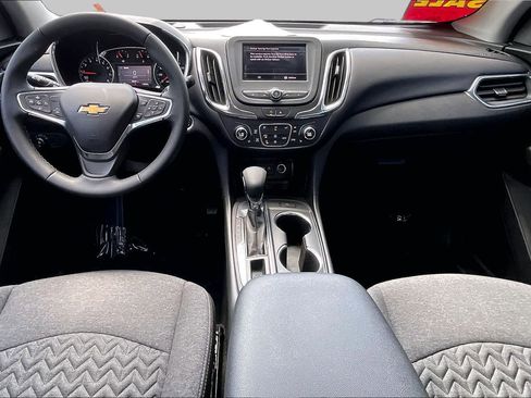 Certified 2024 Chevrolet Equinox LT FWD image 15