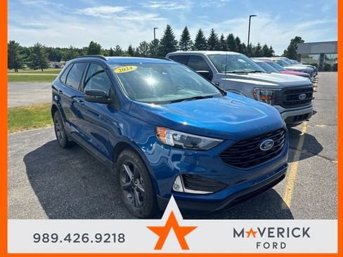 Used 2024 Ford Edge SEL w/ Sport Appearance Package AWD/4WD image 2