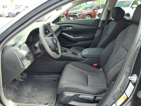 Certified 2023 Honda Accord LX image 12