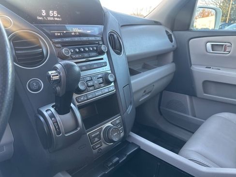 Used 2013 Honda Pilot Touring image 20