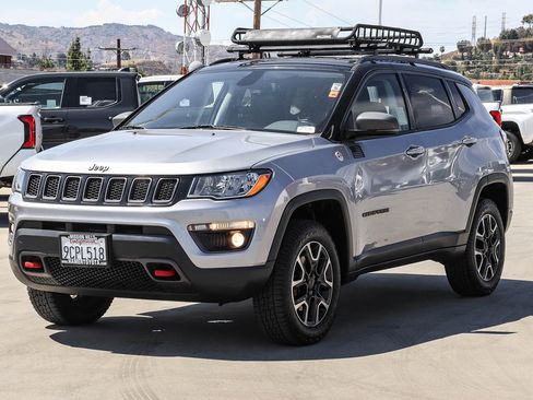 Used 2019 Jeep Compass Trailhawk AWD/4WD image 6