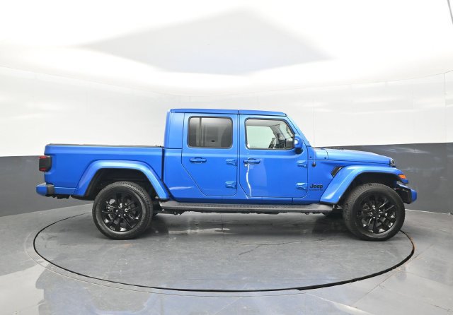Used 2022 Jeep Gladiator Overland AWD/4WD image 3