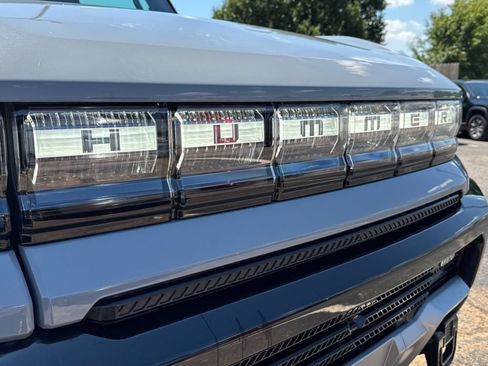Used 2025 GMC Hummer EV 3X AWD/4WD image 56