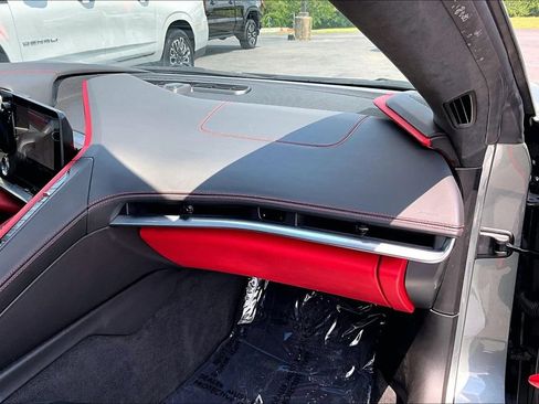 Used 2023 Chevrolet Corvette Z06 RWD image 26