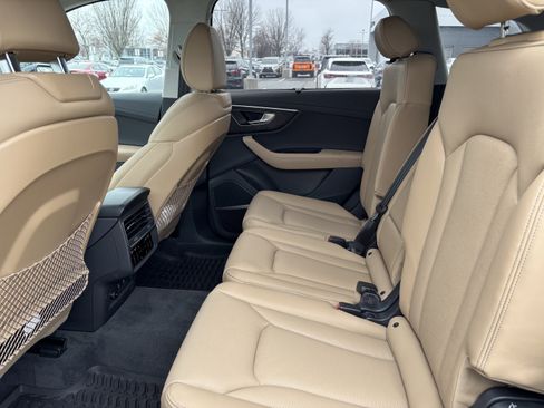 Used 2025 Audi Q7 3.0T Prestige w/ Prestige Package image 33