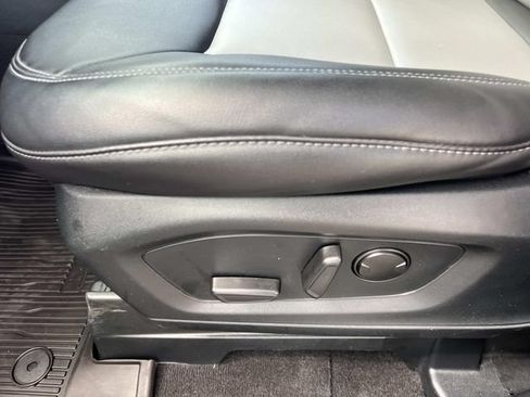 Certified 2023 Ford Explorer XLT w/ Equipment Group 202A AWD/4WD image 19