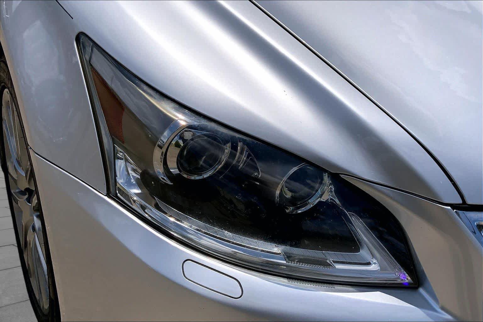Used 2015 Lexus LS 460 w/ Comfort Package RWD image 27