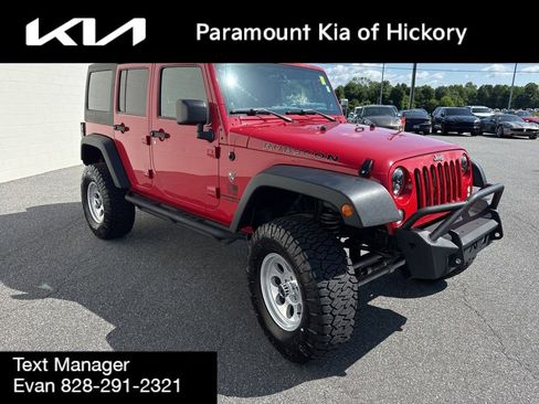 Used 2014 Jeep Wrangler Unlimited Sport w/ Quick Order Package 24S AWD/4WD image 3