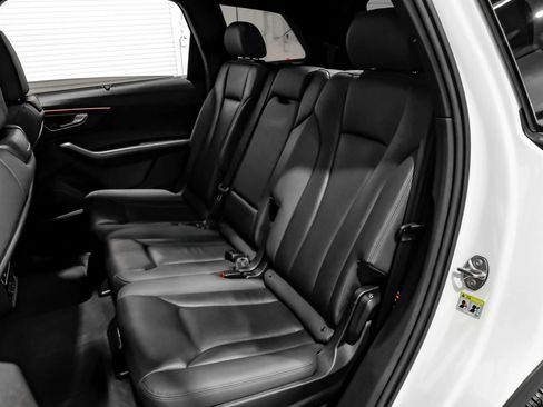 Used 2021 Audi Q7 3.0T Prestige w/ Prestige Package AWD/4WD image 53