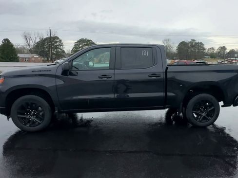Used 2023 Chevrolet Silverado 1500 Custom w/ LPO, Dark Essentials Package RWD image 5