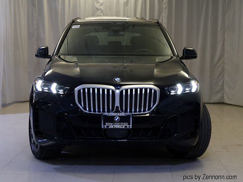 Certified 2025 BMW X5 xDrive40i w/ M Sport Package AWD/4WD image 5