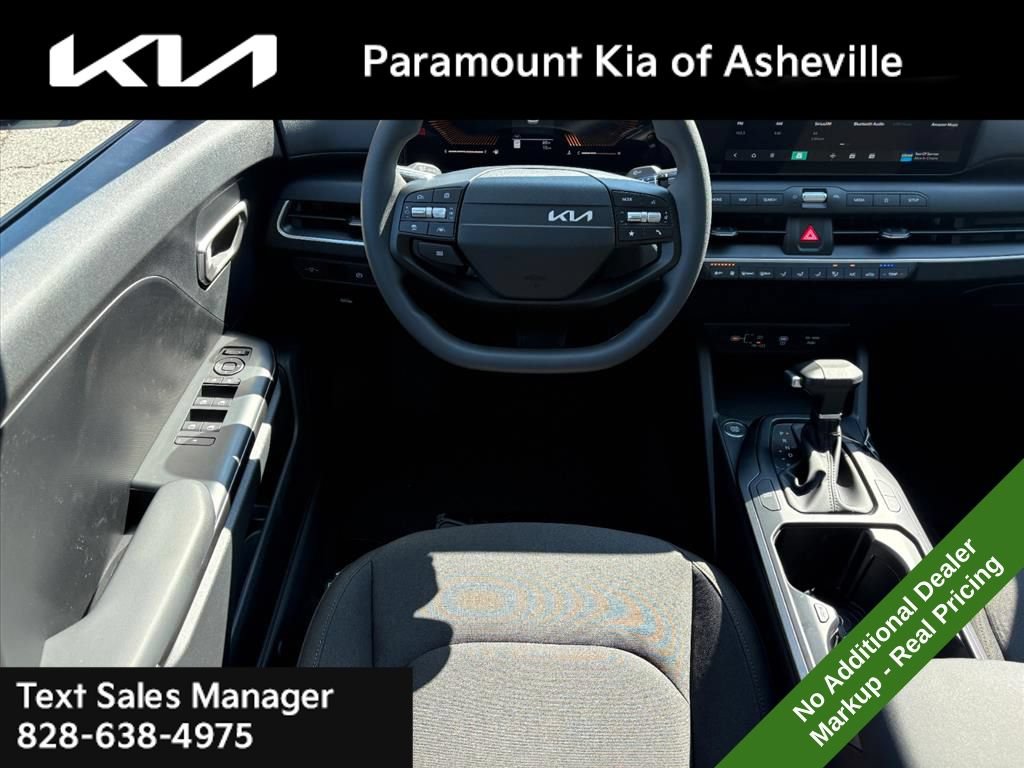 New 2026 Kia K4 FWD image 22