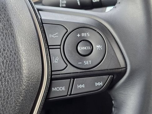 Certified 2024 Toyota Venza LE AWD/4WD image 13