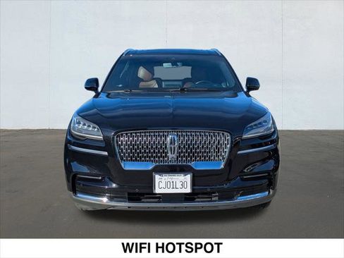 Used 2023 Lincoln Aviator Reserve w/ Equipment Group 201A image 8