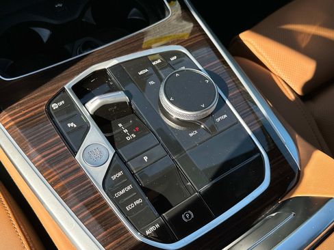 New 2026 BMW X5 sDrive40i image 24