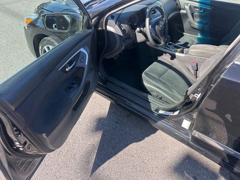 Used 2015 Nissan Altima 2.5 S w/ Power Driver Seat Package image 32