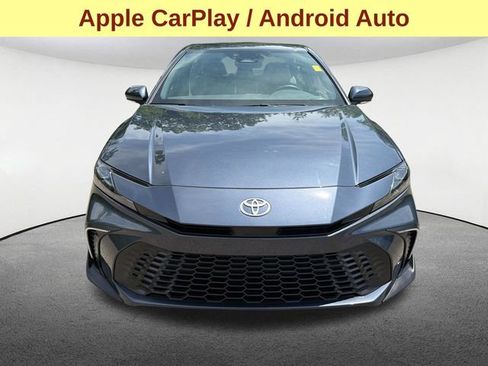 Used 2026 Toyota Camry SE w/ Convenience Package FWD image 4