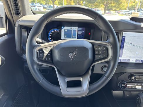 Used 2024 Ford Bronco Big Bend image 19