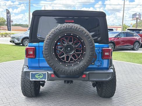 Used 2024 Jeep Wrangler Unlimited Sport AWD/4WD image 5