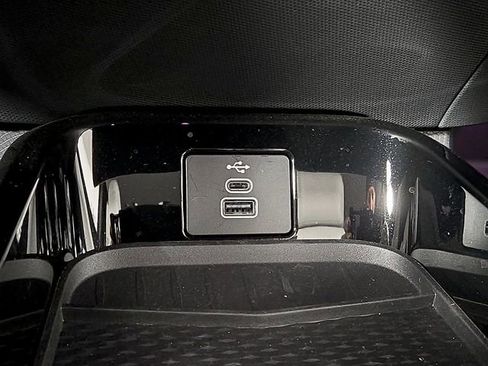 Used 2025 Ford Mustang Mach-E Premium image 25