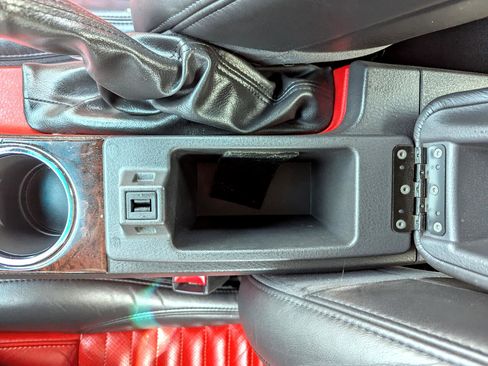 Used 2002 Ford Thunderbird image 34