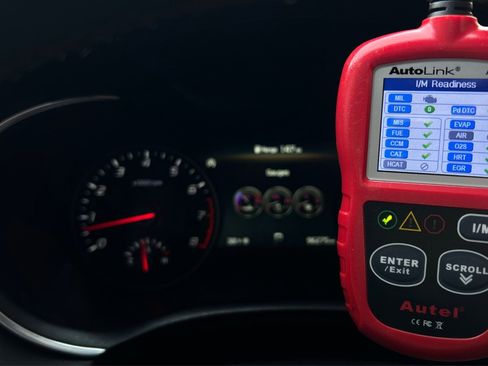 Used 2022 Kia Stinger GT2 w/ Scorpion Package image 10