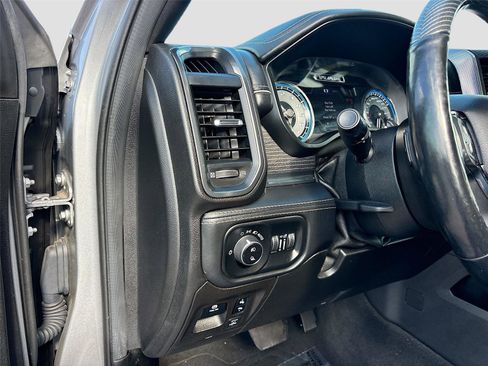 Used 2019 RAM 1500 Limited image 11
