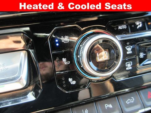 Certified 2024 GMC Sierra 2500 AT4 w/ AT4 Preferred Package AWD/4WD image 19