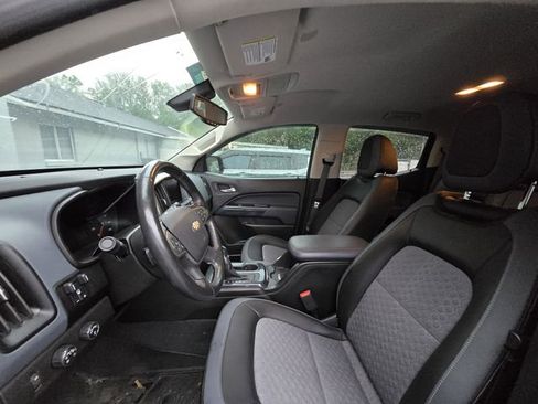 Used 2022 Chevrolet Colorado Z71 w/ LPO, Power Package image 4