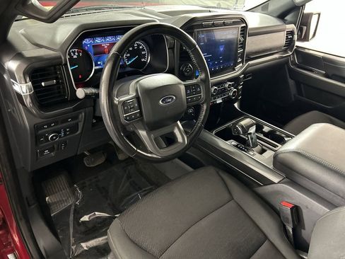 Used 2022 Ford F150 XLT w/ Equipment Group 302A High image 11