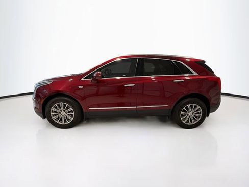 Certified 2018 Cadillac XT5 Luxury w/ Driver Awareness Package AWD/4WD image 4