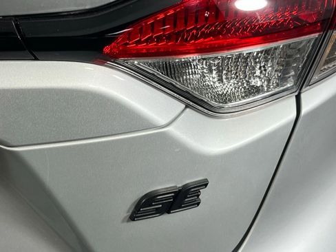 Used 2025 Toyota Corolla SE image 11