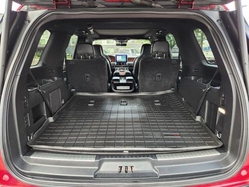 Used 2018 Lincoln Navigator Reserve w/ Technology Package AWD/4WD image 37