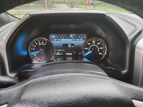 Used 2017 Ford F150 Platinum w/ Equipment Group 701A Luxury image 30